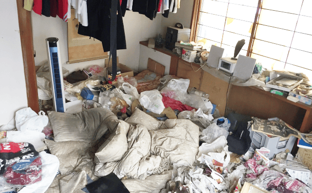 ゴミ屋敷の清掃